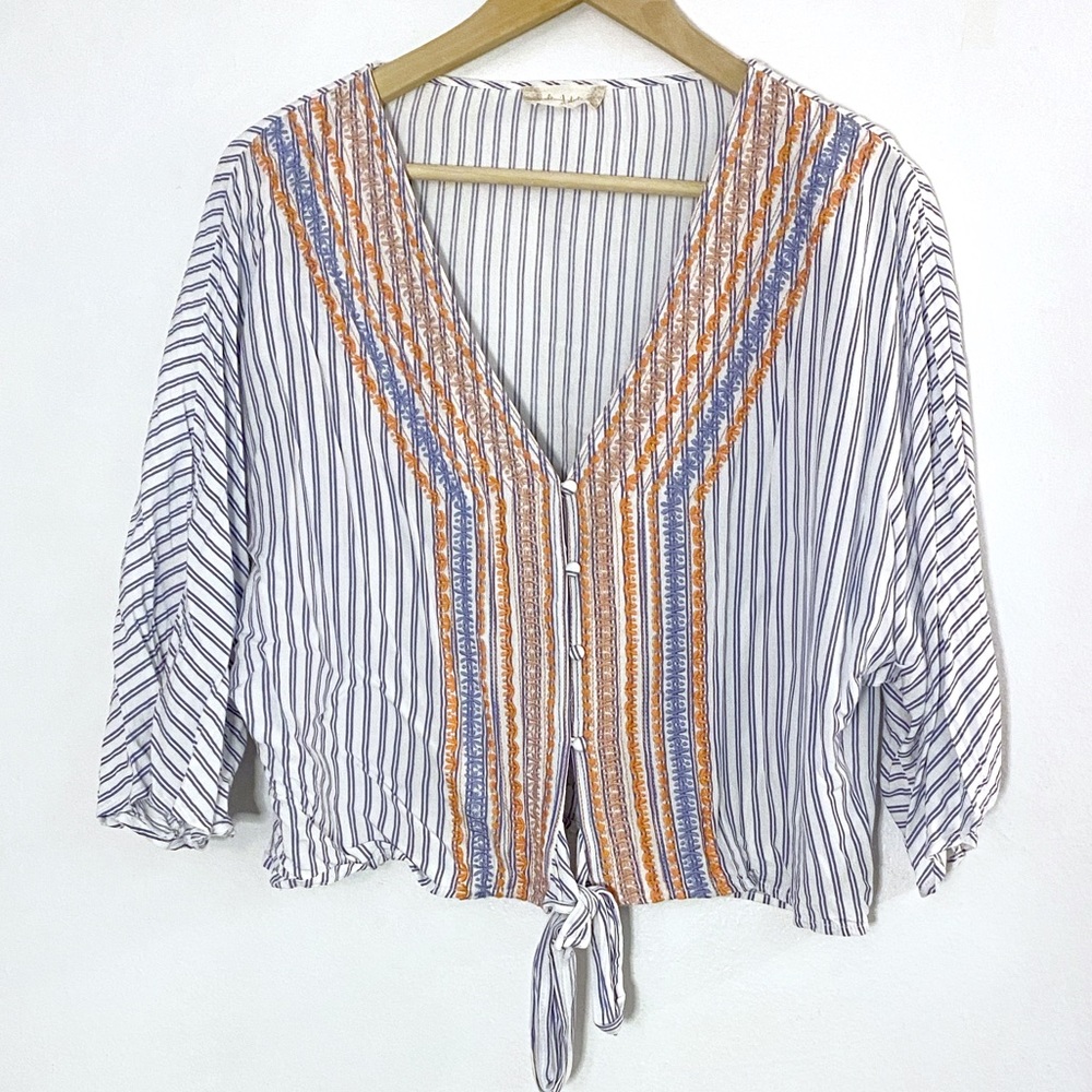 SALE! 3 for $20🌠 Alter’d State striped crop top with embroidery